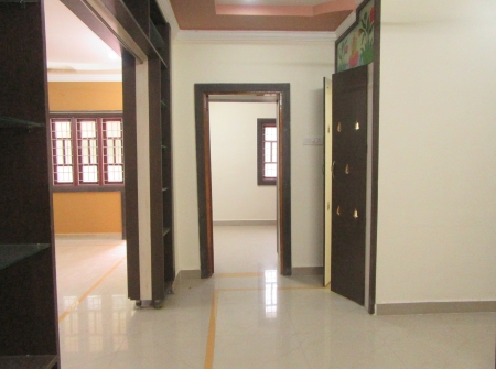 5) Li Id : 118 - Pooja Room.JPG